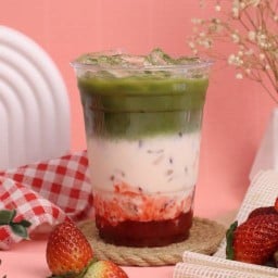 Hatch Hatch Cafe กาแฟ และ ข้าวไข่ข้น ตลาดคุณยิ้ม