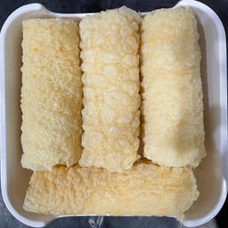 ฟองเต้าหู้ม้วนทอด