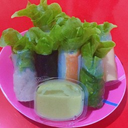 [อร่อยซ่ากับโค้ก] สลัดโรลรวม +  โค้ก ไม่มีน้ำตาล (กระป๋อง) 