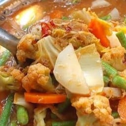 แกงส้มไข่เจียวผักรวม