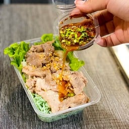 บะหมี่เนืั้อย่างน้ำจิ้มแจ่ว