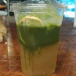 เลม่อนน้ำผึ้งมัจฉะ