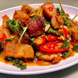 กับ/ผัดฉ่าหมูกรอบ