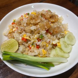 ข้าวผัดกากหมูพริกสด