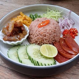 ข้าวคลุกกะปิ (Shrimp Paste Fried Rice)
