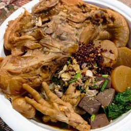ปากแจ๋ว เตี๋ยวโครงไก่