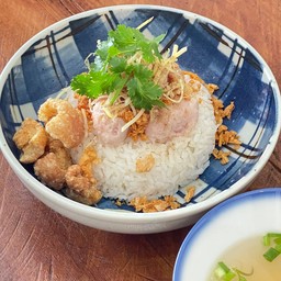 ข้าวต้มแห้งหมูทรงเครื่อง