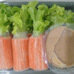Krispy สลัดโรล