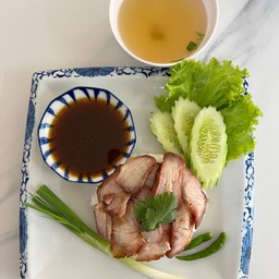 ข้าวหมูแดง