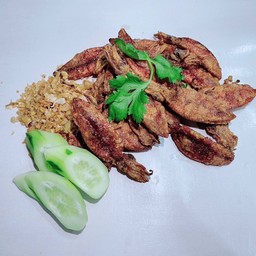 ปลาหมึกแดดเดียว ทอด