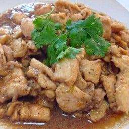 ไก่กระเทียม