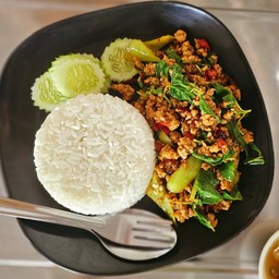 ข้าวกะเพราหมูสับ