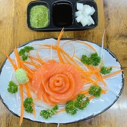 แซลม่อน ซาซิมิ