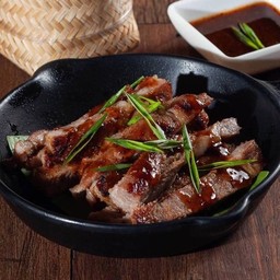 หมูย่างจิ้มแจ่ว(คุโรบุตะ)