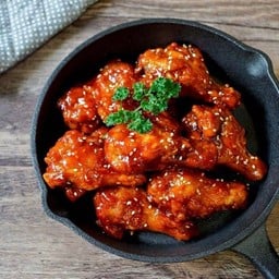 ไก่เกาหลี(4น่อง) เลือกซอสได้ 6 รสชาติ