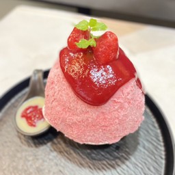 สตรอเบอร์เบอรร์รี่ไอซี่