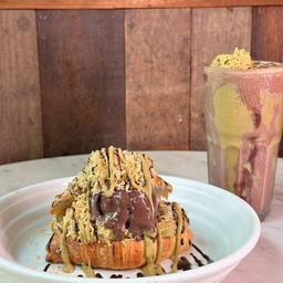 Dubai Croissant Ice-cream Sandwich