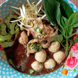 เกาเหลาหมูสด น้ำตก