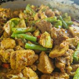 คั่วกลิ้งไก่