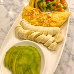 สลัดอะโวคาโด้&ไข่ออมเลท ( ไข่ 4 ฟอง)