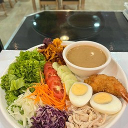 สลัดเเขกกุ้งกรอบ