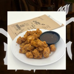 เอ็นข้อไก่ทอดหมาล่า