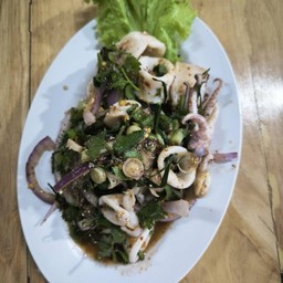 ลาบปลาหมึก