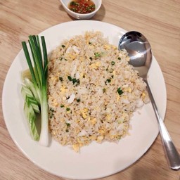 ข้าวผัดปู  (2-3ท่าน)