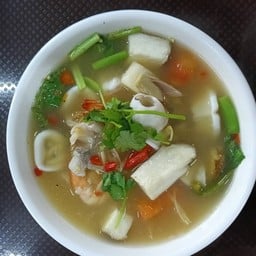 ต้มยำรวมมิตรทะเล(น้ำใส)