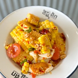 ตำข้าวโพดไข่เค็ม