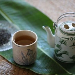 Binh Tra Xanh / ชาเขียวเวียดนาม เสริฟแบบกา