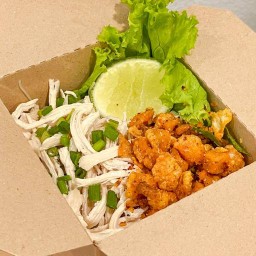 หมี่ไก่ฉีก By BAAN KANOM