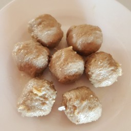 ลูกชิ้นเอ็นเนื้อ