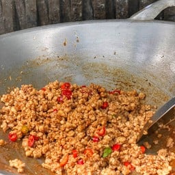 โครตหมูสับคั่วพริกเกลือ ราดข้าว