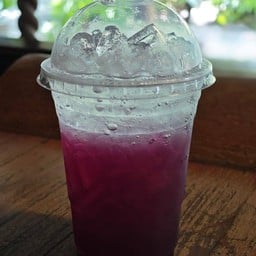 อัญชันมะนาวโซดา