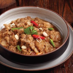 หมูสามชั้นผัดกะปิ