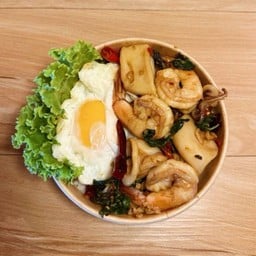 ข้าวกระเพราทะเล