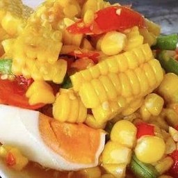 ตำข้าวโพดไข่เค็ม