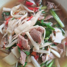 แกงหน่อไม้ดองไก่