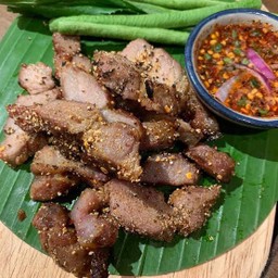 เสือคลุกฝุ่น จิ้มแจ่ว