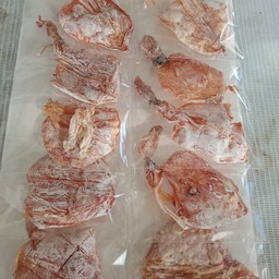 ปลาหมึกเค็มตัวละ