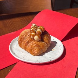 Coffee Macedamia Caramel Croissant
