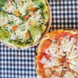 APA Pizza หน้า มช.