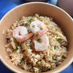 ข้าวผัดไข่ ใส่ กุ้ง