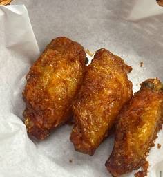 ปีกไก่สไปซี่ทอด3ชิ้น