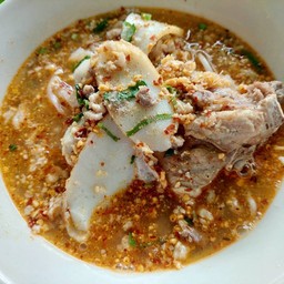 ก๋วยเตี๋ยวต้มยำน้ำใส