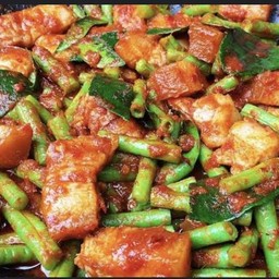 พริกแกงหมู