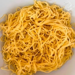 บะหมี่เปล่า