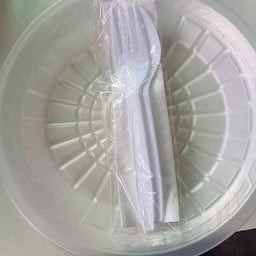 ชุดจานซ้อนส้อม