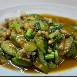 ผัดมะเขือยาว